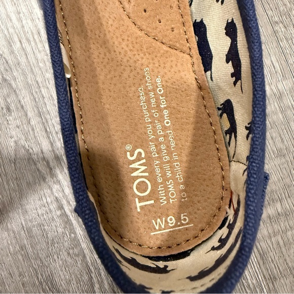 Toms Navy Blue Slip-On Shoes women’s 9.5 - Picture 7 of 9